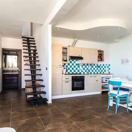 Sa Dommu E Mare بيت للعطل