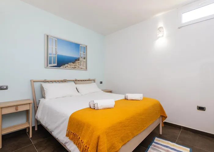 Sa Dommu E Mare Santa Maria Navarrese