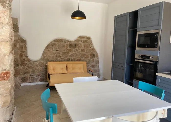 Sa Dommu E Mare Santa Maria Navarrese